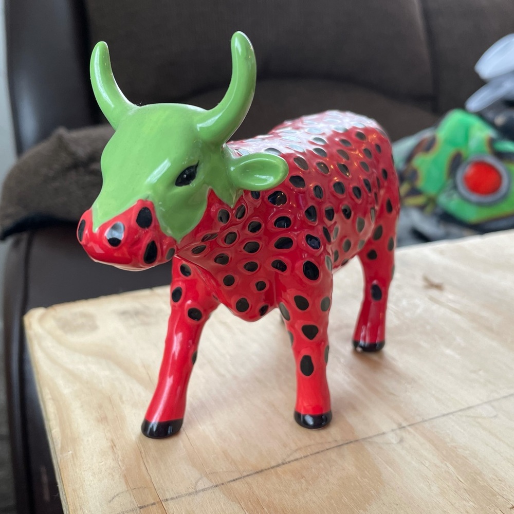 Strawberry Cow Parade